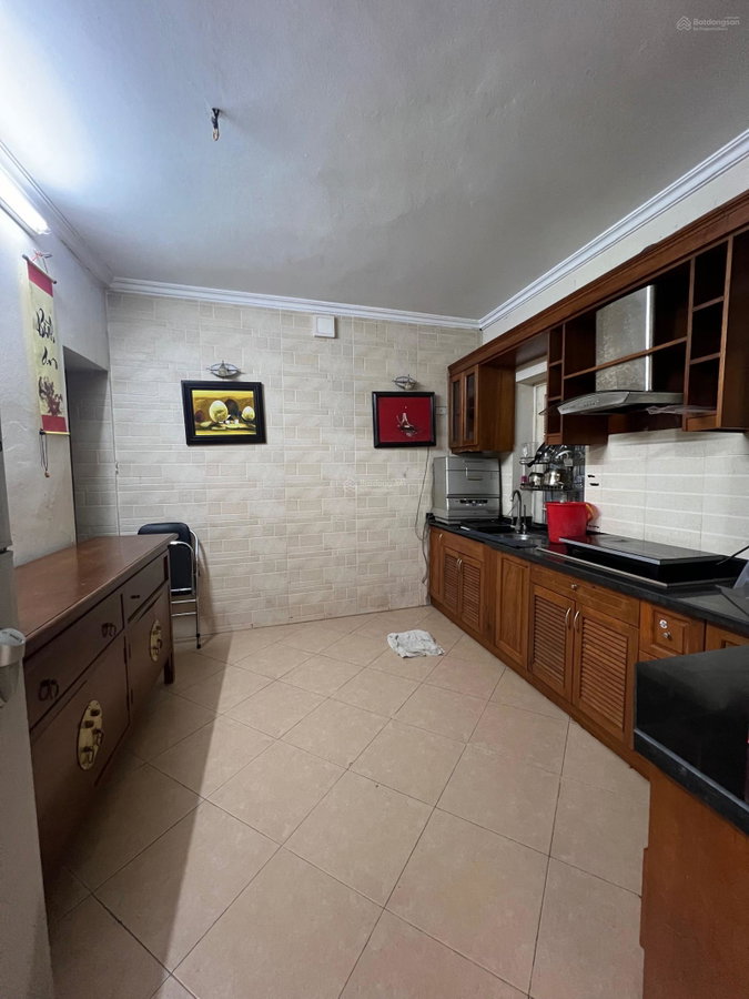 House for rent in Hanoi, Vietnam · Ba Dinh District · 1 room, 1 bath