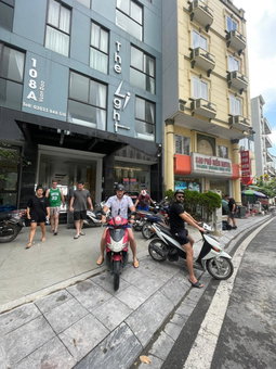 The Light Hostel, Ha Long, Vietnam