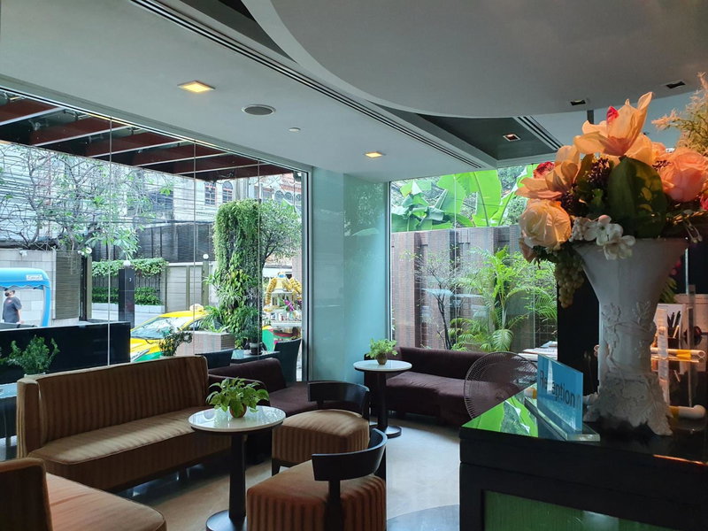 Amora NeoLuxe Suites Hotel, Bangkok, Thailand