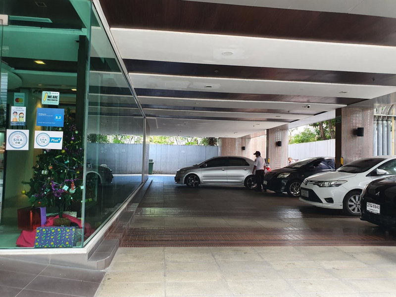 Amora NeoLuxe Suites Hotel, Bangkok, Thailand