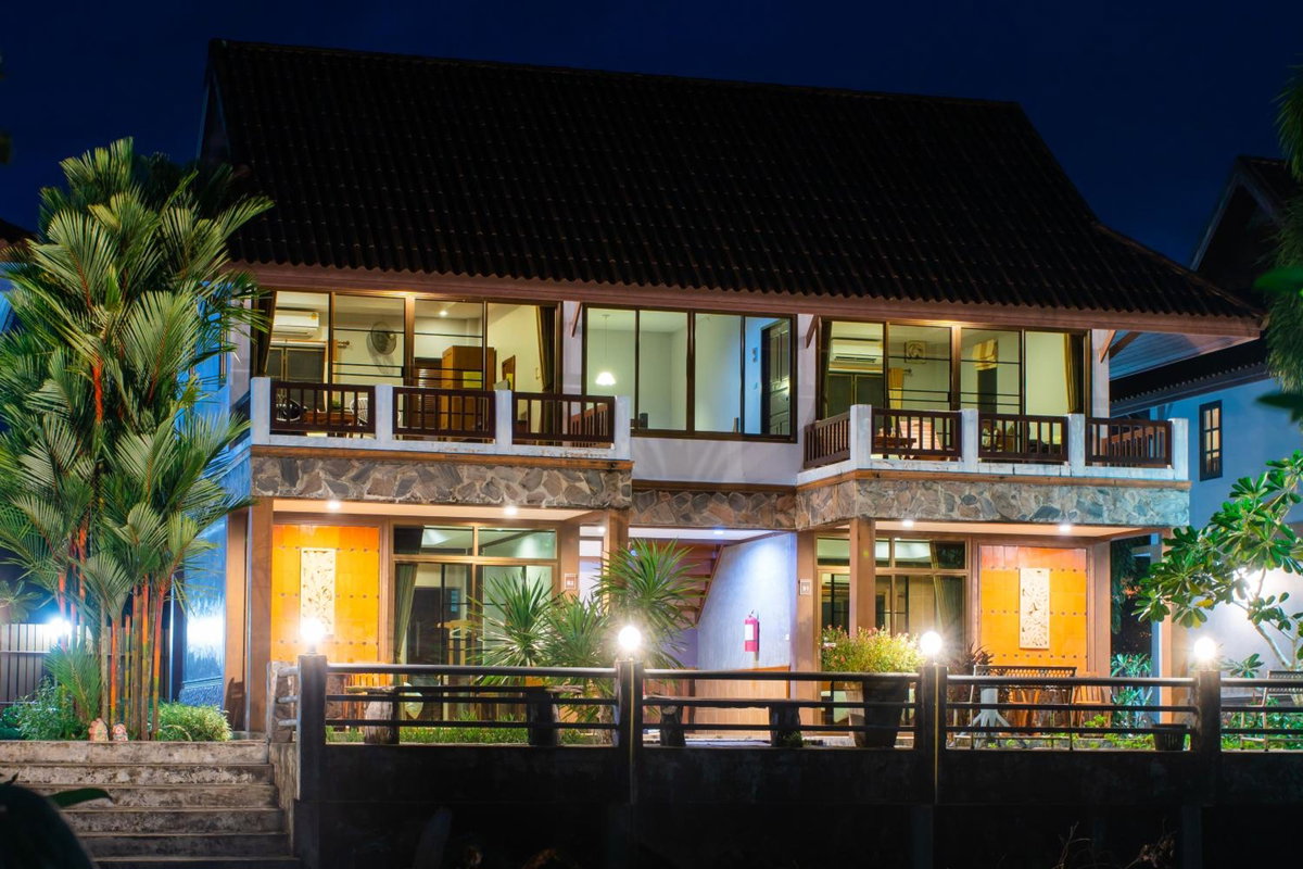 BaanRimNam Resort Trat, Thailand