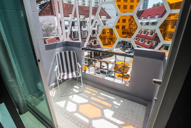 Beehive Phuket Old Town Hostel, Phuket Town, ประเทศไทย