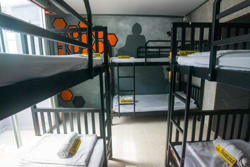 Beehive Phuket Old Town Hostel, Phuket Town, ประเทศไทย