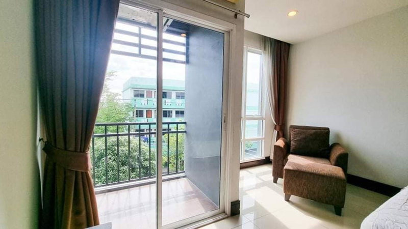 Crystal Suites Suvarnbhumi Airport, Lat Krabang, Tailandia