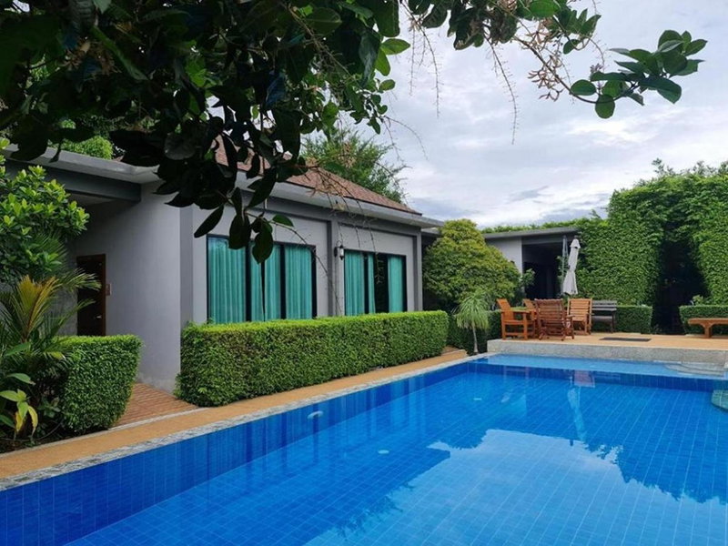 BaanMee Phuket near Chalong Pier, Chalong, Tailandia