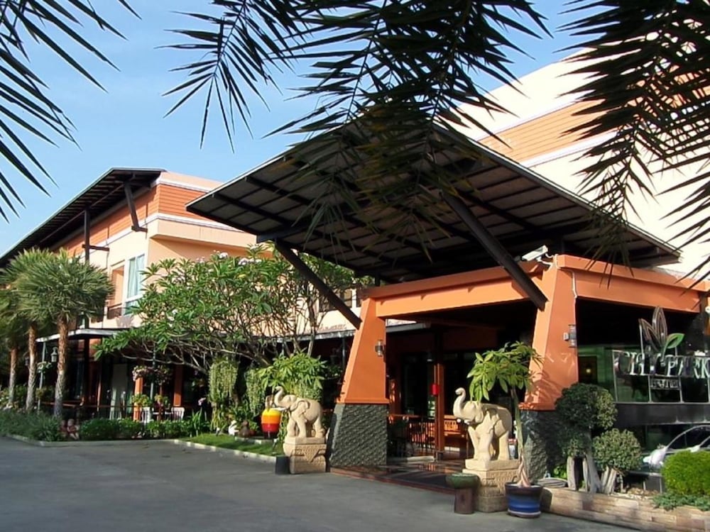 Hotel · City Park Hotel Phattalung, Phatthalung