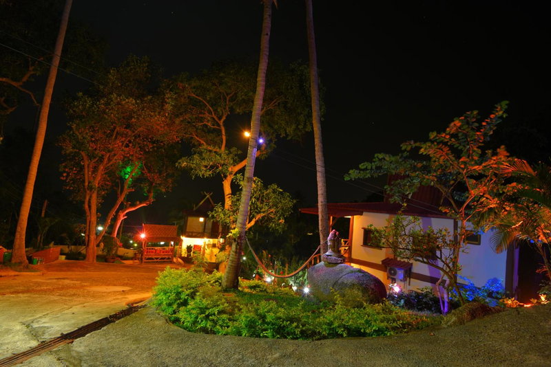 Moonstone Studio, Haad Rin, ประเทศไทย