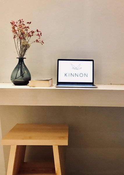 Kinnon Deluxe Hostel Coworking Cafe, Bangkok, Thailand