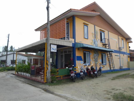 Phatra Hostel, Thongsala, ประเทศไทย