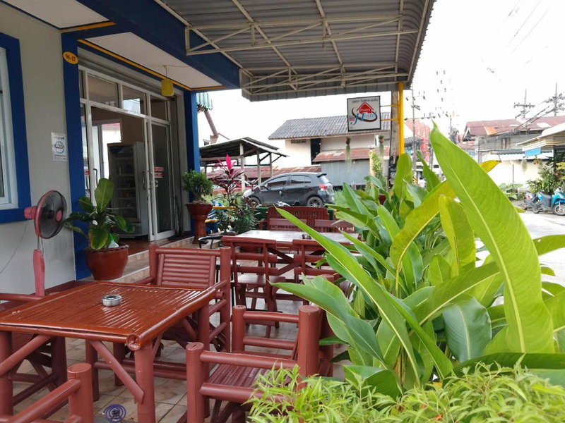 Phatra Hostel, Thongsala, ประเทศไทย