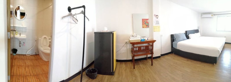 Hoppers Place Donmuang Room, Bangkok, Thailand