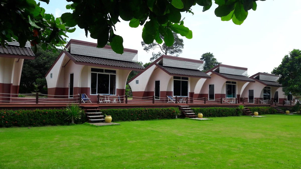 Lomtalay Resort Trat, Thailand
