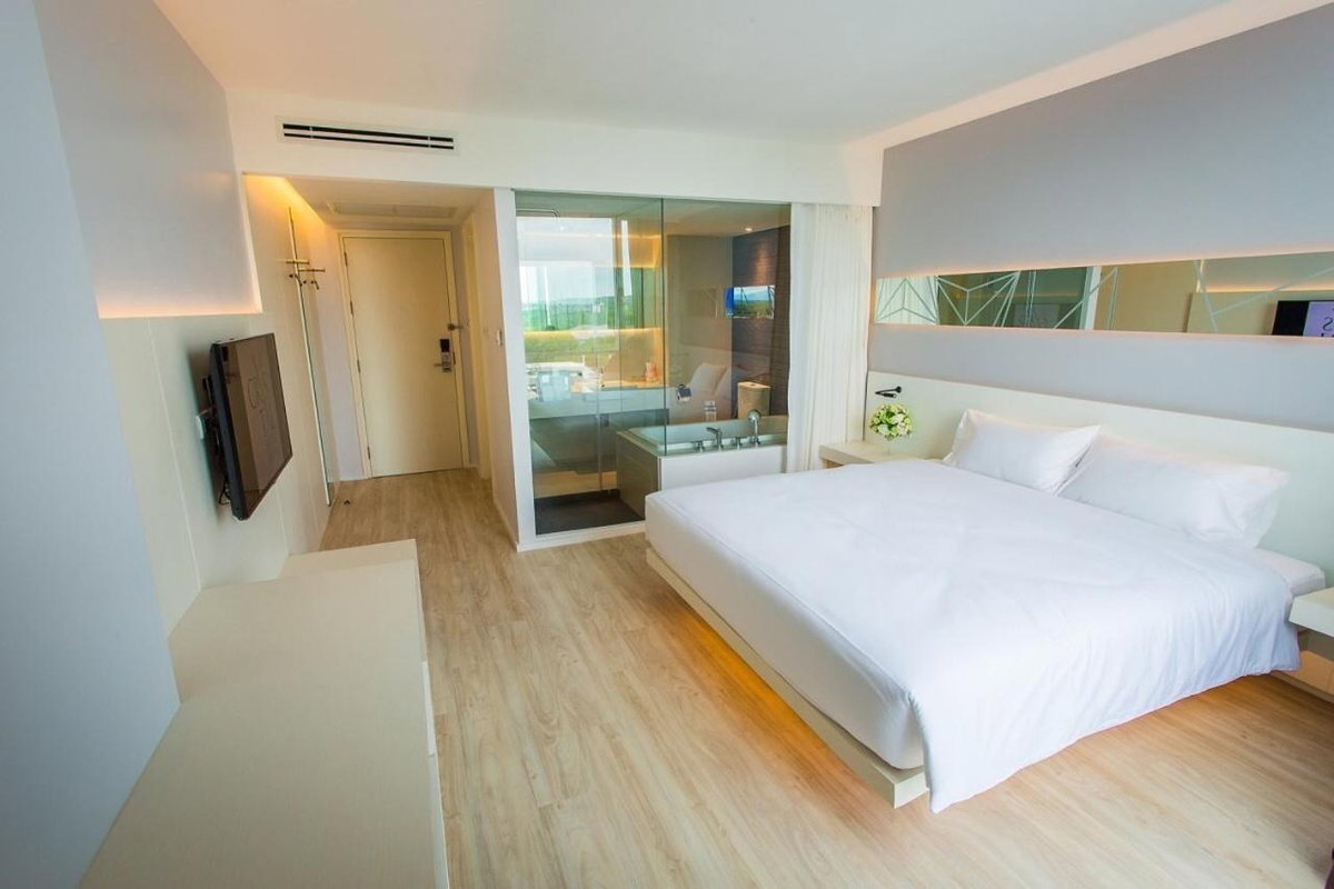 Hotel · Crystal Hotel Hat Yai, Hat Yai