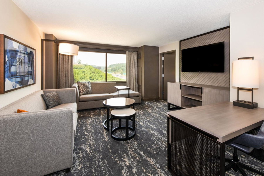 Pittsburgh Airport Marriott, Robinson Township, United States