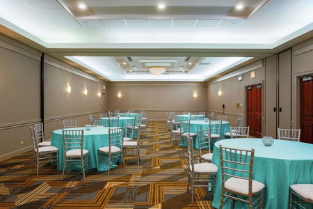 Hilton Chicago/Oak Lawn, Chicago, Соединённые Штаты