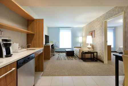 Home2 Suites by Hilton Milwaukee Airport, Milwaukee, United States