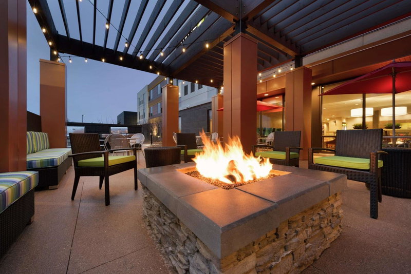 Home2 Suites by Hilton Milwaukee Airport, Milwaukee, United States