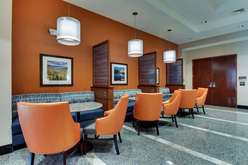Drury Inn & Suites Knoxville West, Knoxville, Estados Unidos