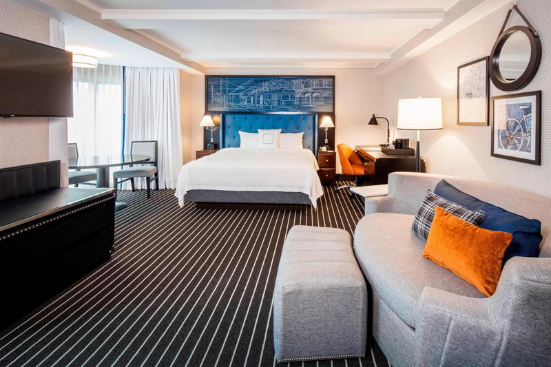 Courtyard by Marriott Boston Brookline, Brookline, United States
