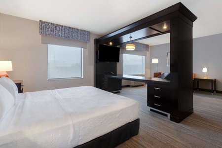 Hampton Inn & Suites Seattle/Federal Way, Federal Way, United States