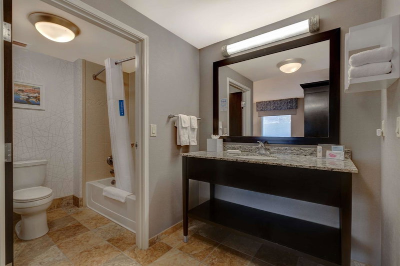 Hampton Inn & Suites Seattle/Federal Way, Federal Way, United States