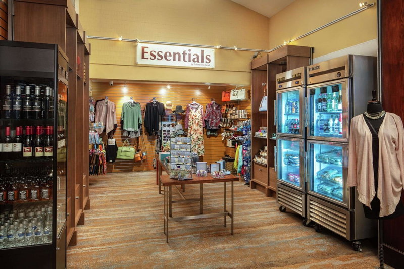 DoubleTree by Hilton Ontario Airport, Ontario, United States