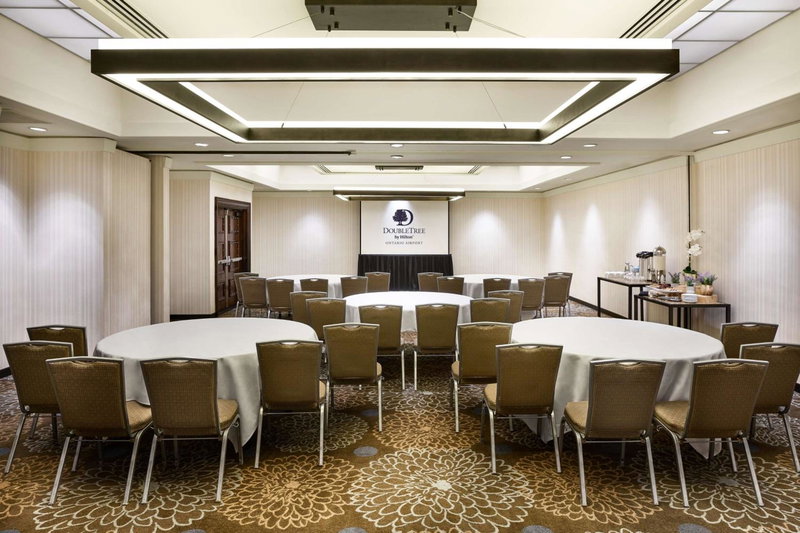 DoubleTree by Hilton Ontario Airport, Ontario, United States