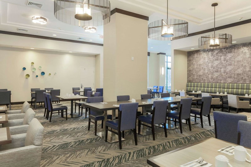 Hilton Garden Inn Shirlington, Arlington, United States