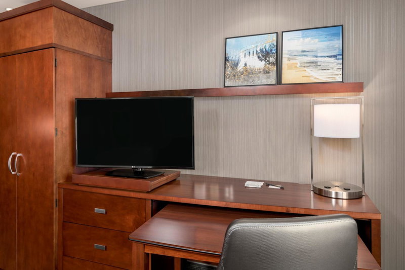 Courtyard by Marriott San Diego Oceanside, Oceanside, United States
