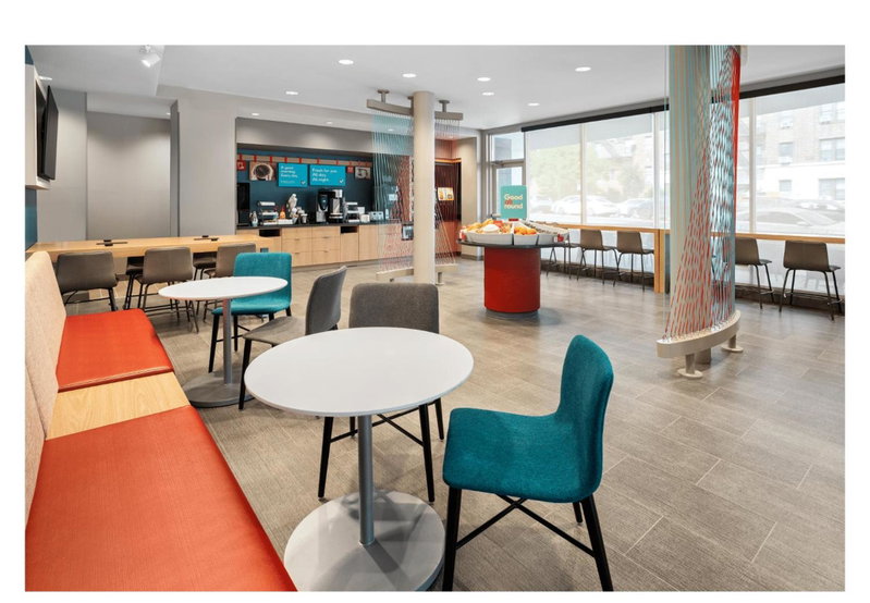 avid hotels - Brooklyn Dyker Heights by IHG, Brooklyn, United States