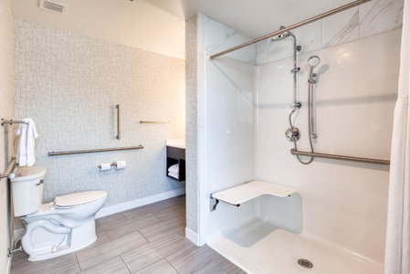 Holiday Inn Express Kansas City Downtown, Kansas City, United States
