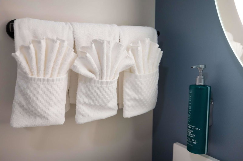 DoubleTree by Hilton Tinton Falls-Eatontown, Tinton Falls, United States
