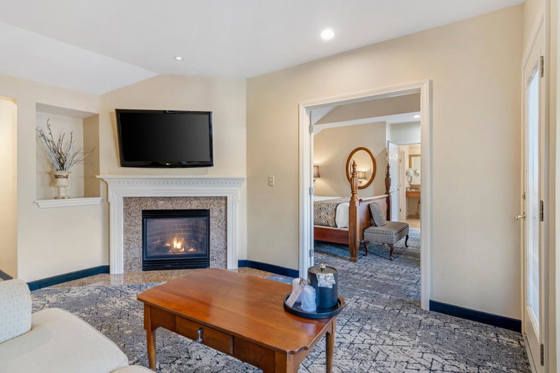 The Meadowmere Resort, Ogunquit, United States