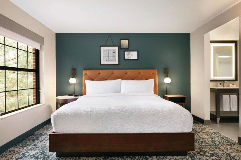 Four Points by Sheraton Raleigh Arena, Raleigh, United States
