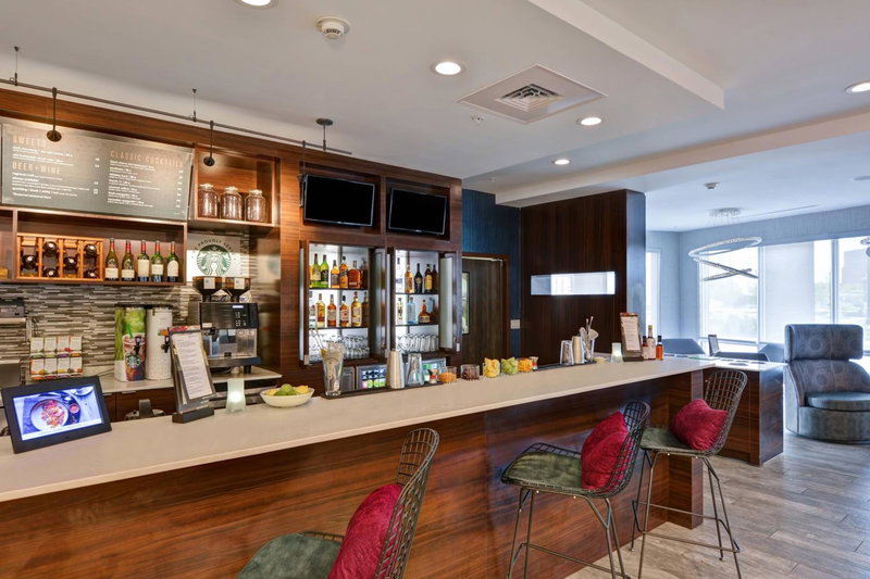 Courtyard by Marriott Long Island Islip/Courthouse Complex, Central Islip, Estados Unidos
