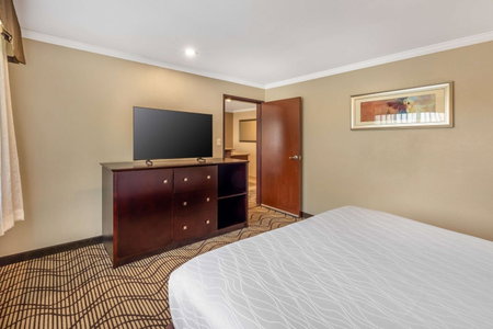 Best Western Plus Orchid Hotel & Suites, Roseville, Estados Unidos