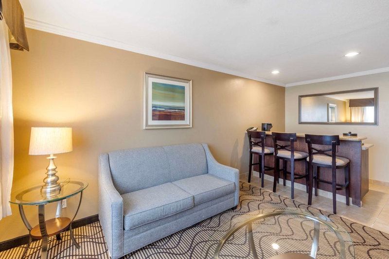 Best Western Plus Orchid Hotel & Suites, Roseville, Estados Unidos