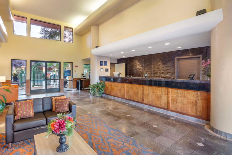 Best Western Plus Orchid Hotel & Suites, Roseville, Estados Unidos