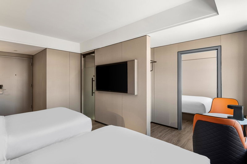 Ly New York Hotel, College Point, Estados Unidos