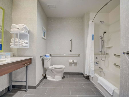 Hampton Inn & Suites Williamstown Ark Encounter, Ky, Williamstown, United States