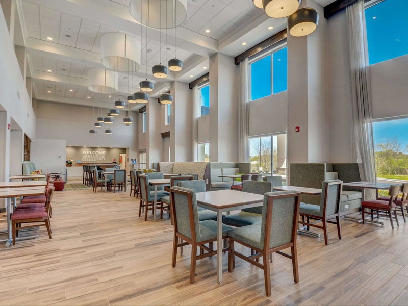 Hampton Inn & Suites Williamstown Ark Encounter, Ky, Williamstown, United States