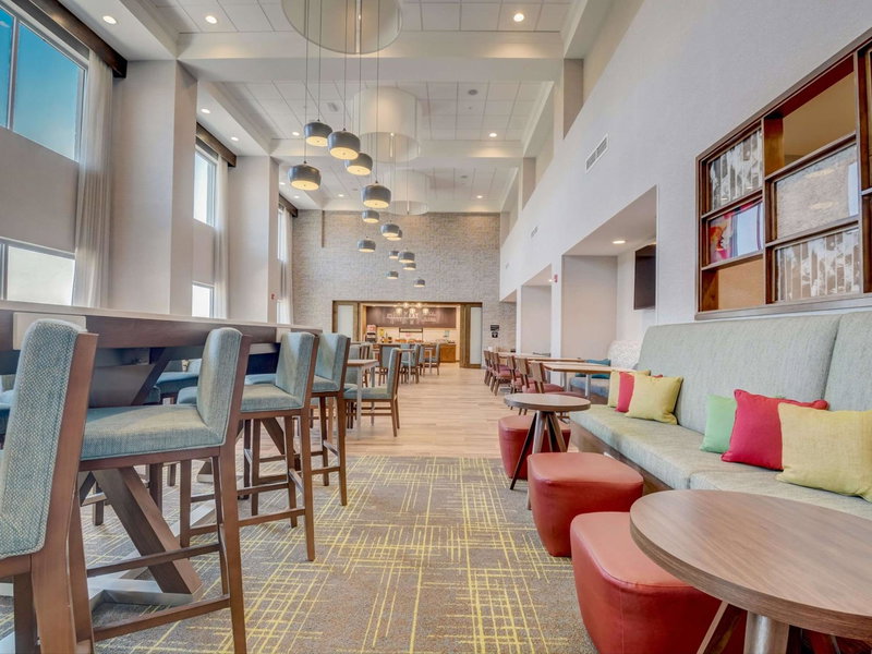 Hampton Inn & Suites Williamstown Ark Encounter, Ky, Williamstown, United States