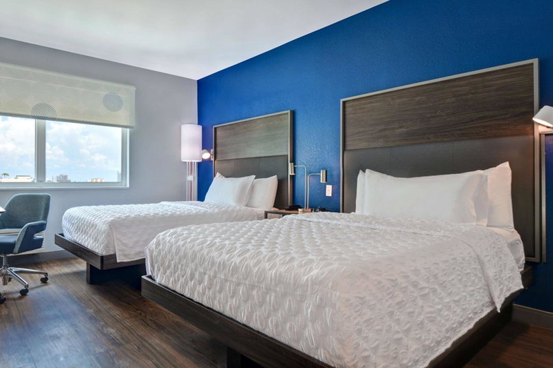 Tru By Hilton St. Petersburg Downtown Central Ave, St Petersburg, United States