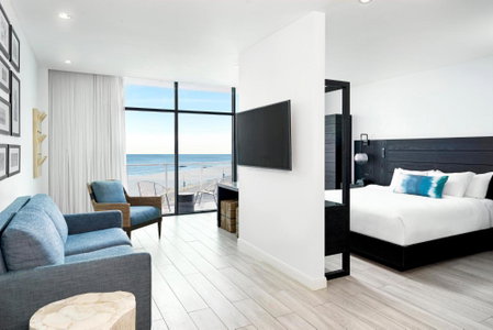 Wave Resort, Long Branch, United States