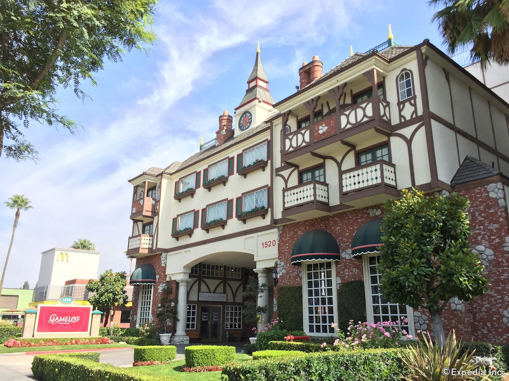 Anaheim Camelot Inn & Suites, United States