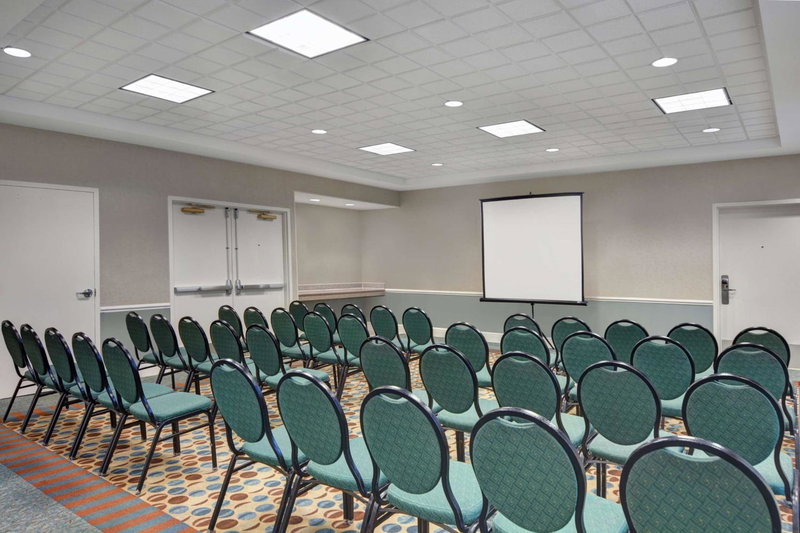 Hilton Garden Inn Jacksonville JTB/Deerwood Park, Azalea Terrace, Estados Unidos