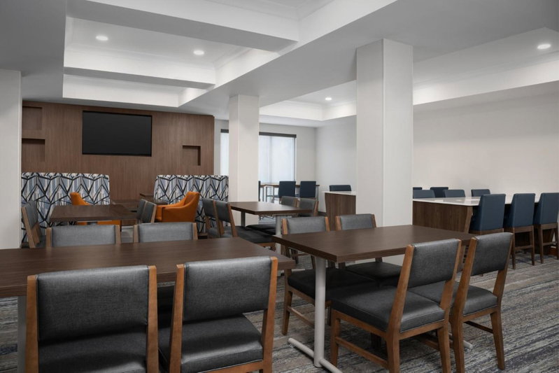 Holiday Inn Express & Suites Alexandria - Fort Belvoir by IHG, Alexandria, Estados Unidos