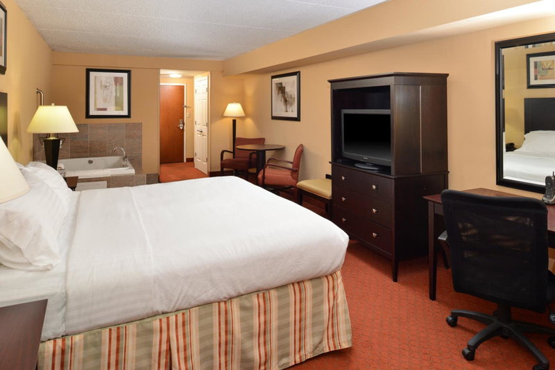 Holiday Inn Martinsburg by IHG, Martinsburg, United States
