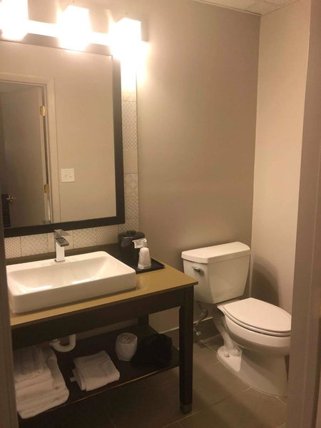 Country Inn & Suites by Radisson, Nashville Airport East, TN, Nashville, United States