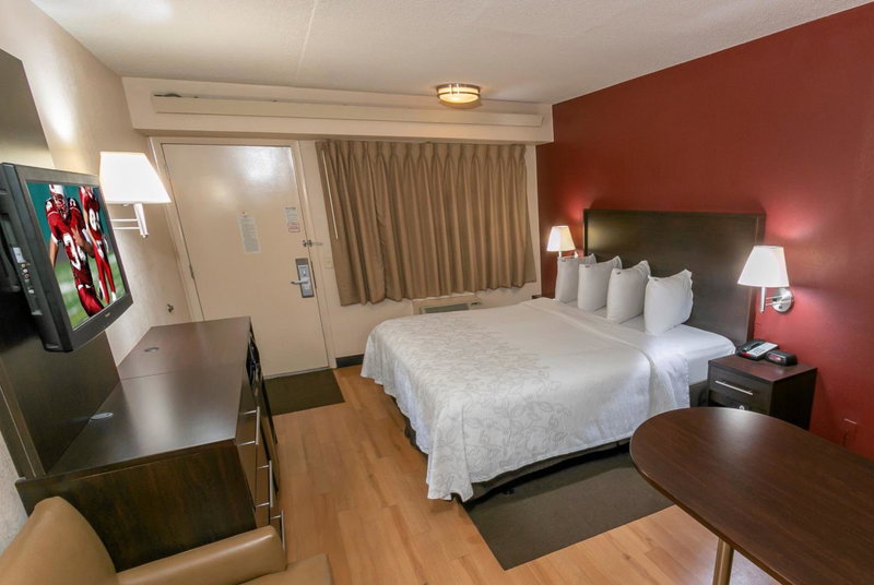 Red Roof Inn PLUS+ Birmingham East – Irondale/Airport, Birmingham, United States